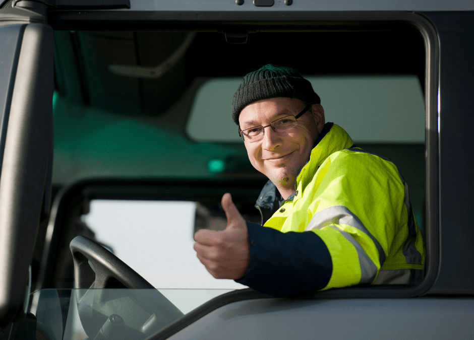 Why High-Visibility Safety Apparels Are Important for Truck Drivers